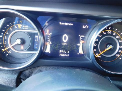 Used 2018 Jeep Wrangler Unlimited Sport S AWD/4WD image 11