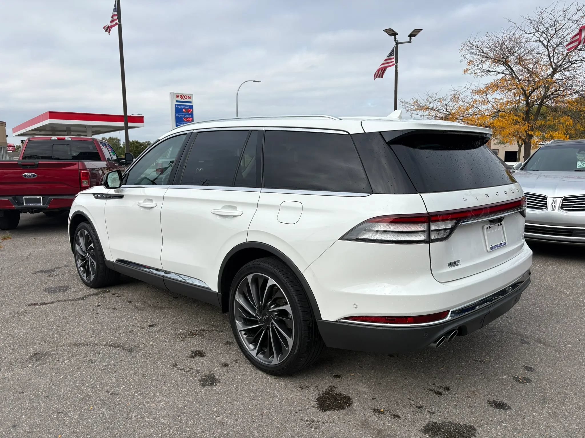 Used 2020 Lincoln Aviator Reserve w/ Equipment Group 202A AWD/4WD image 7