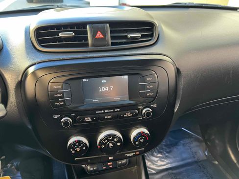 Used 2016 Kia Soul + w/ Designer's Package image 25
