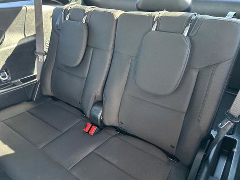 Certified 2023 Ford Explorer XLT image 12