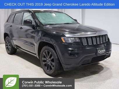 Used 2019 Jeep Grand Cherokee Altitude