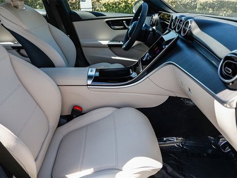 New 2025 Mercedes-Benz C 300 4MATIC Sedan image 17