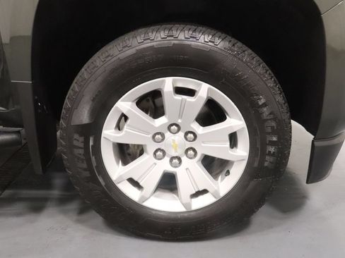 Used 2018 Chevrolet Colorado LT w/ LT Convenience Package AWD/4WD image 23