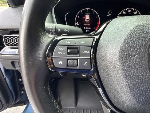 Used 2025 Honda Civic Sport image 11