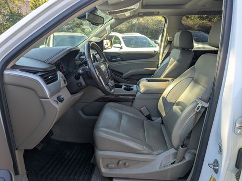 Used 2020 GMC Yukon XL SLT w/ Open Road Package image 21