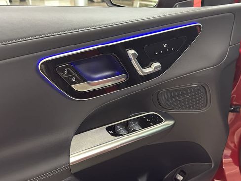 New 2026 Mercedes-Benz GLC 300 4MATIC image 15