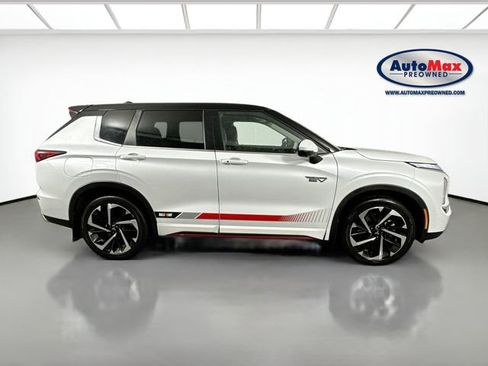 Used 2024 Mitsubishi Outlander Ralliart image 10