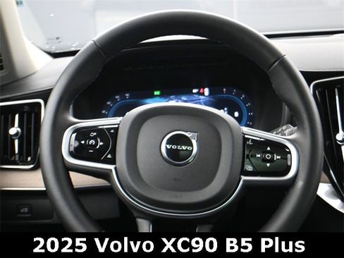 Used 2025 Volvo XC90 B5 Plus w/ Protection Package Premier image 14