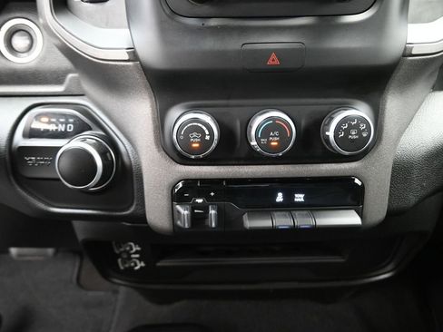 Used 2022 RAM 2500 Tradesman image 9