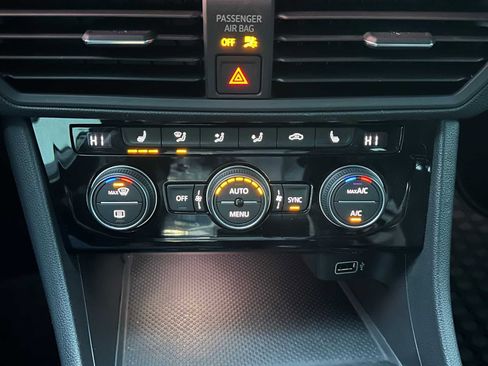 Used 2019 Volkswagen Jetta GLI image 27