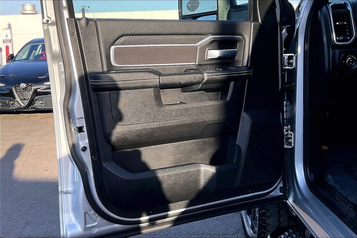 Used 2026 RAM 2500 Big Horn AWD/4WD image 18