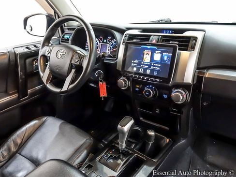 Used 2016 Toyota 4Runner Trail image 30