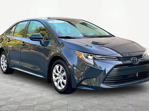 Certified 2026 Toyota Corolla LE FWD image 3
