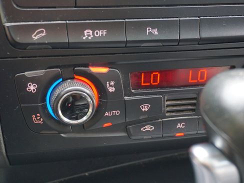 Used 2012 Audi Q5 3.2 Prestige image 17