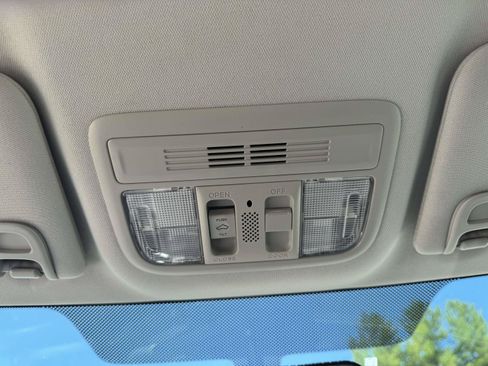 Used 2018 Honda Civic EX image 29