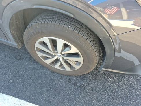 Used 2020 Subaru Outback Premium image 16