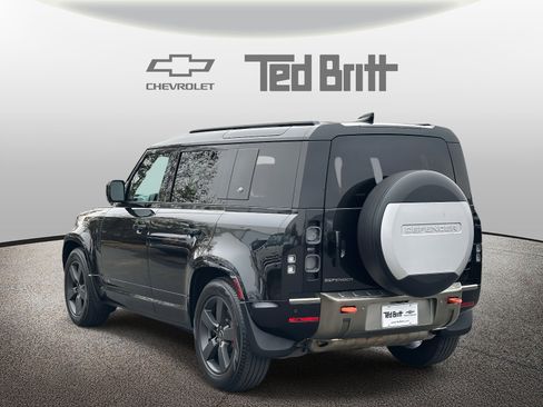 Used 2023 Land Rover Defender 110 X image 6