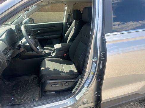 Used 2024 Honda CR-V EX image 5