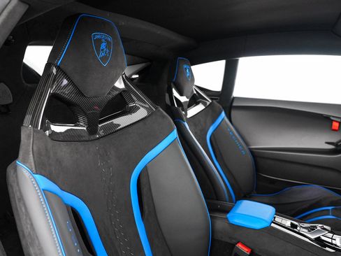 Used 2023 Lamborghini Huracan Tecnica RWD image 24