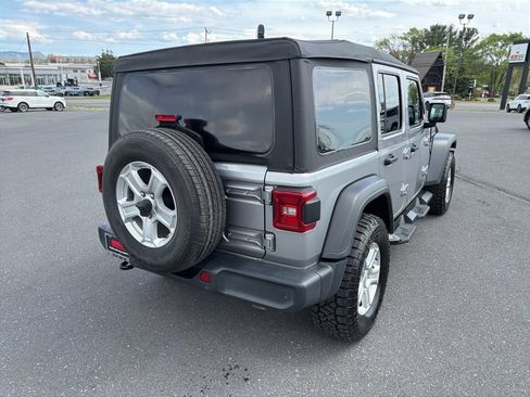 Used 2021 Jeep Wrangler Unlimited Sport AWD/4WD image 5