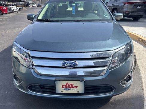 Used 2012 Ford Fusion SEL image 2