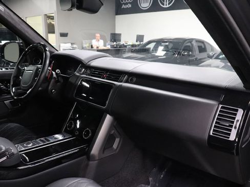 Used 2020 Land Rover Range Rover SV Autobiography Dynamic image 25