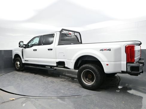 Used 2023 Ford F350 XLT image 7