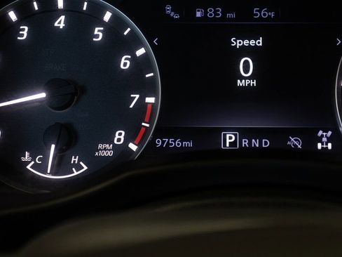 Used 2025 Nissan Frontier SV image 28