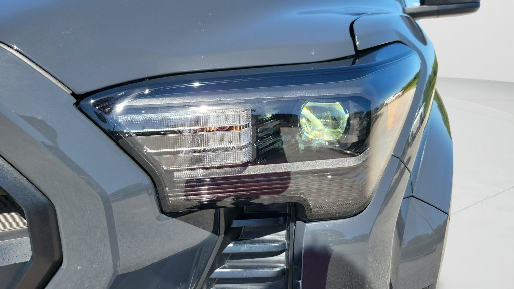 Certified 2026 Toyota Tacoma SR5 RWD image 23