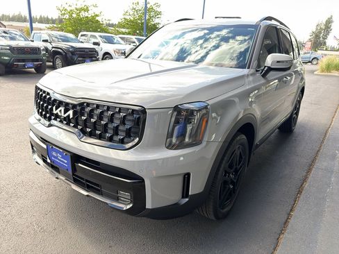Used 2024 Kia Telluride SX Prestige X-Line AWD/4WD image 3