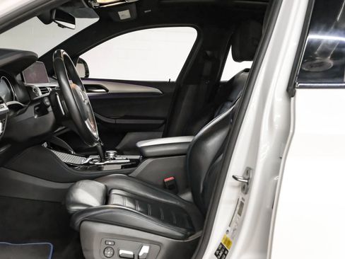 Used 2019 BMW X4 M40i w/ Executive Package image 4