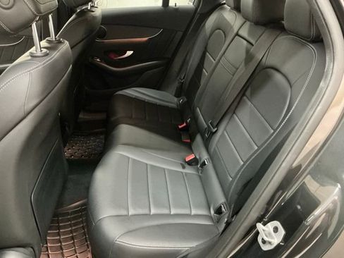 Used 2021 Mercedes-Benz GLC 300 4MATIC image 12