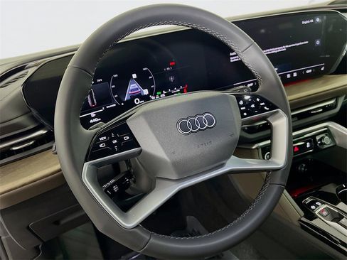 New 2025 Audi Q5 Premium image 11