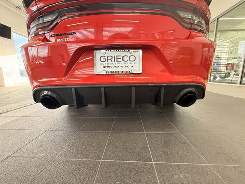 Used 2018 Dodge Charger R/T image 11