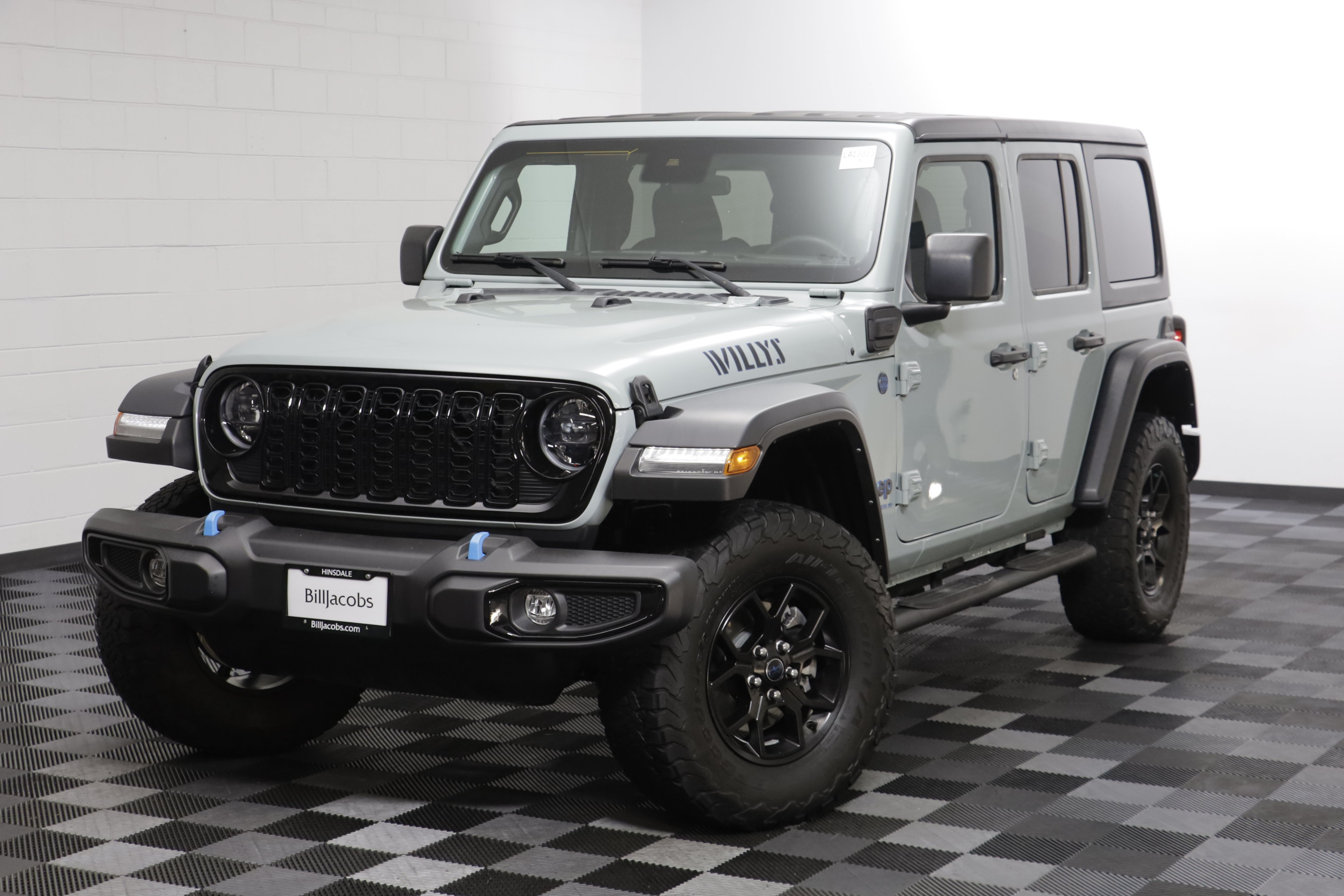 Used 2024 Jeep Wrangler Unlimited AWD/4WD image 1