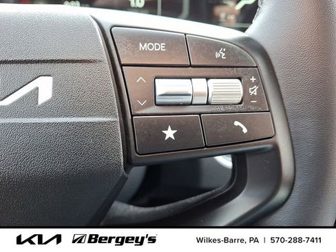 Certified 2025 Kia K4 EX image 25