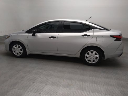 Used 2025 Nissan Versa S w/ Trunk Package FWD image 3