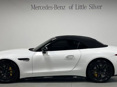 Used 2022 Mercedes-Benz SL 55 AMG 4MATIC image 2