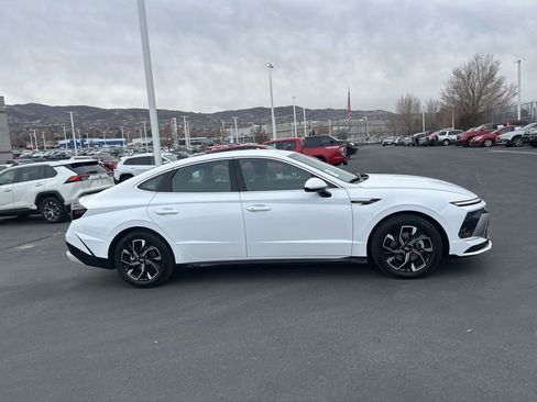 Used 2025 Hyundai Sonata SEL image 3