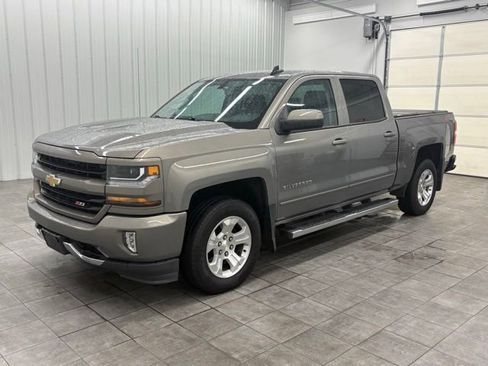 Used 2017 Chevrolet Silverado 1500 LT w/ All Star Edition AWD/4WD image 5