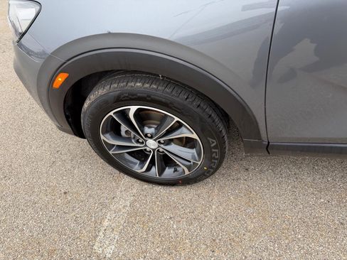 Certified 2022 Buick Encore GX Essence image 16