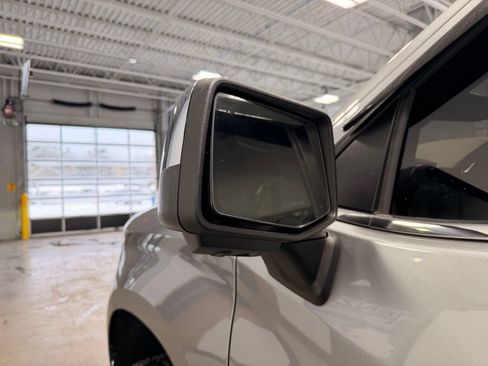 Used 2023 Chevrolet Silverado 1500 LTZ w/ LTZ Convenience Package II AWD/4WD image 20