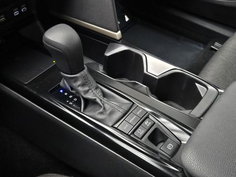 Used 2025 Toyota Camry LE image 17