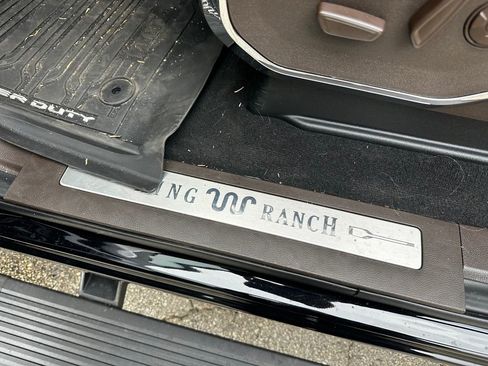 New 2025 Ford F250 King Ranch w/ Chrome Package image 36