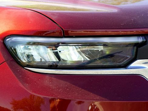 New 2025 Jeep Grand Cherokee Laredo X w/ Luxury Tech Group I image 2