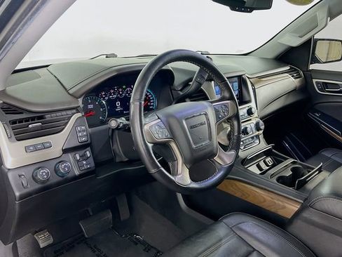 Used 2019 GMC Yukon Denali w/ Denali Ultimate Package AWD/4WD image 38