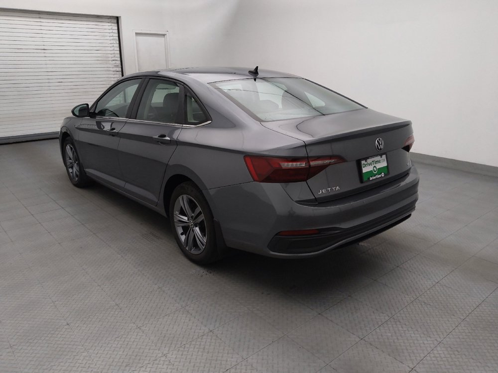 Used 2024 Volkswagen Jetta SE FWD image 5