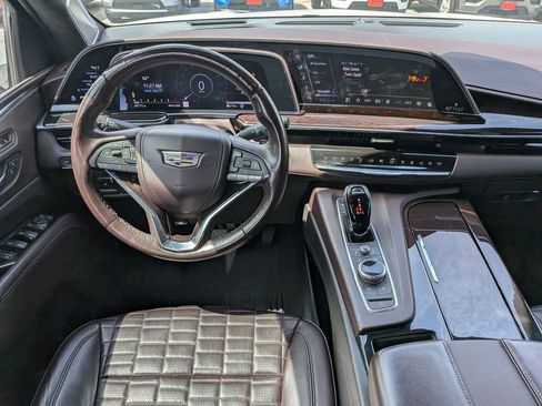 Used 2022 Cadillac Escalade Sport Platinum w/ LPO, ONYX Package AWD/4WD image 27