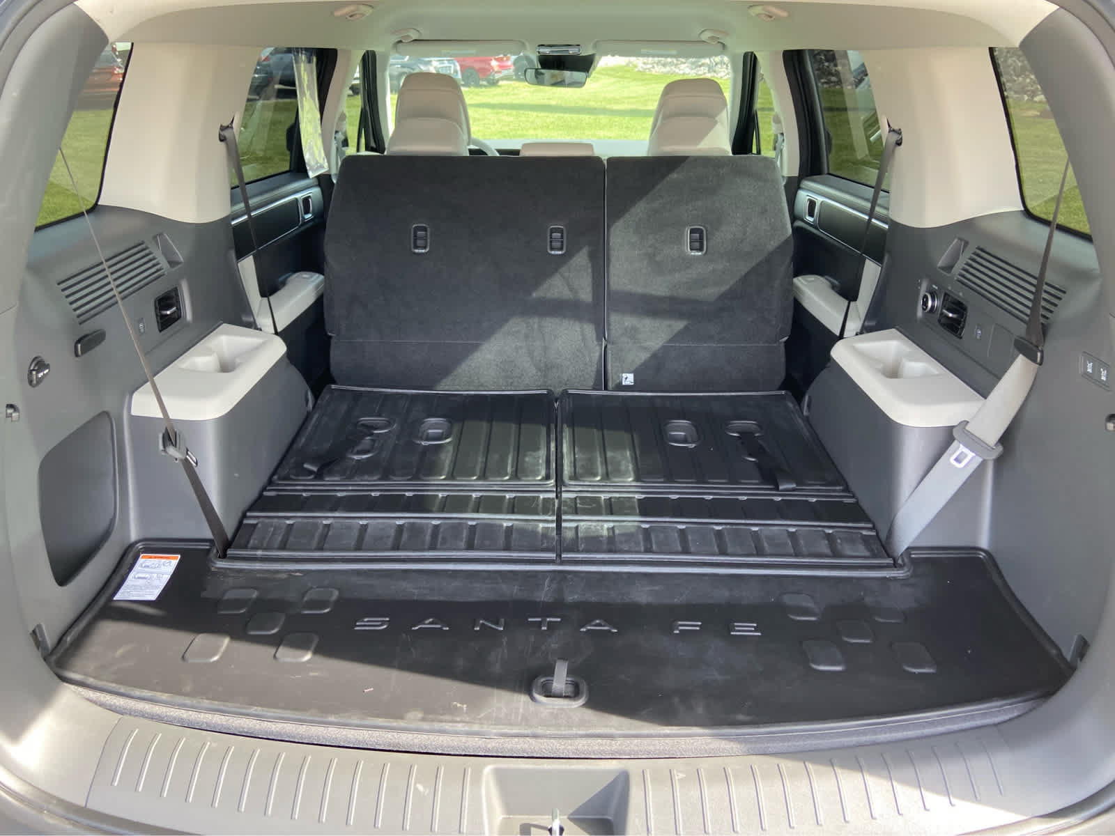 Used 2026 Hyundai Santa Fe SEL FWD image 8