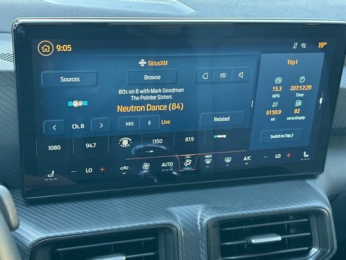 Used 2024 Ford Mustang GT RWD image 39